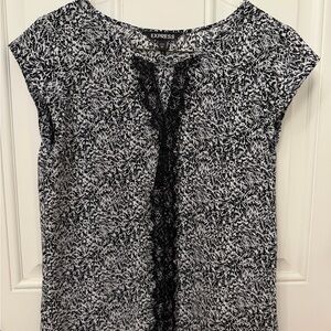 Express Black and White Textured Blouse
